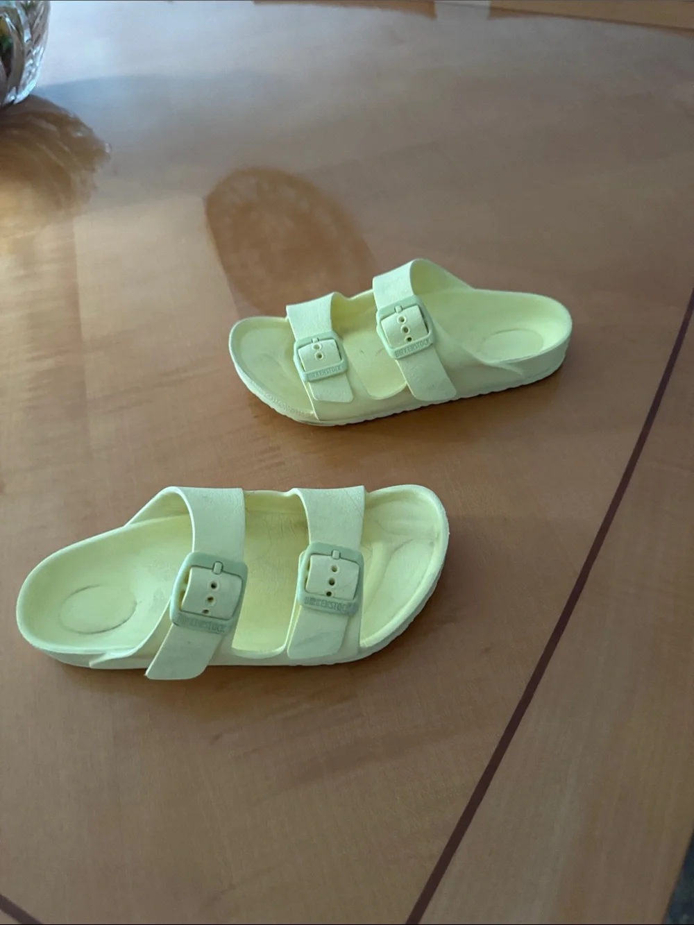 Birkenstock  Kids Double-Buckle Slide Sandals in Pale Yellow size 31